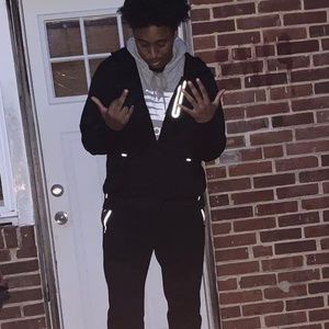 Meet your Posher, Thomas